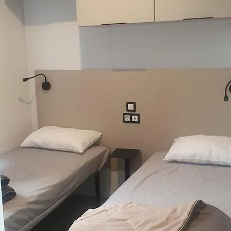 אתר קמפינג 4 Etoiles A *